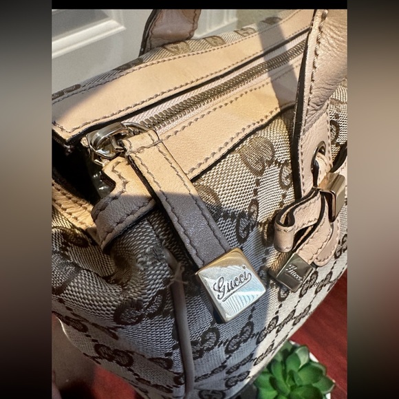 Vintage Tote NEW YEAR, NEW PRICE SALE!!!! - Picture 7 of 11